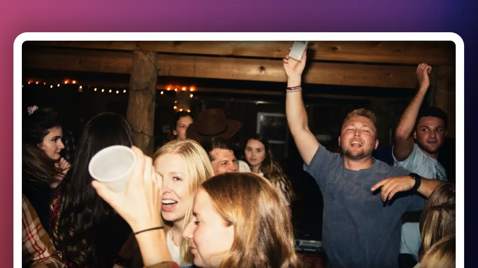 Les meilleurs jeux à boire (avec et sans alcool) pour animer une soirée à la maison